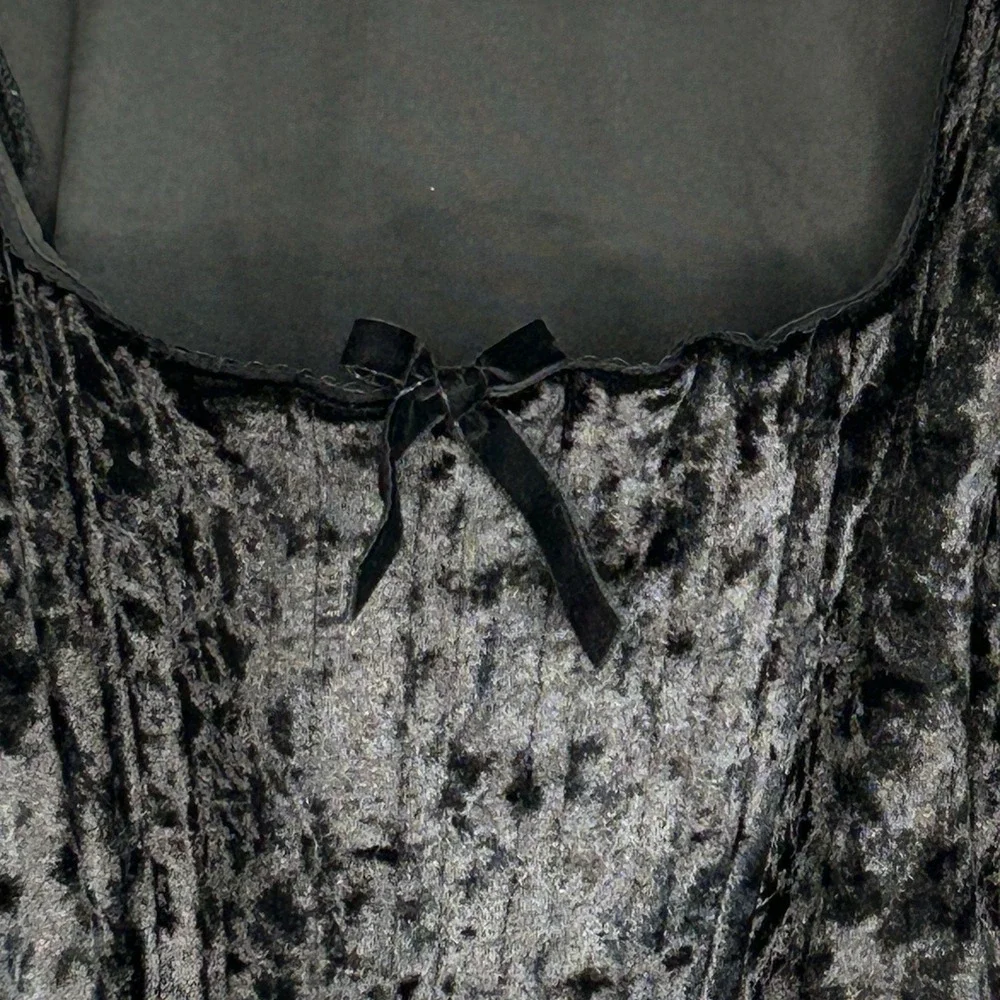 Dolls Kill Widow Transformed‎ Kiss Corset Top S Fairy Goth Velvet Emo L/SL  Crop
